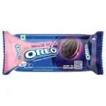 Cadbury Oreo Strawberry Creme Biscuit, 43gm